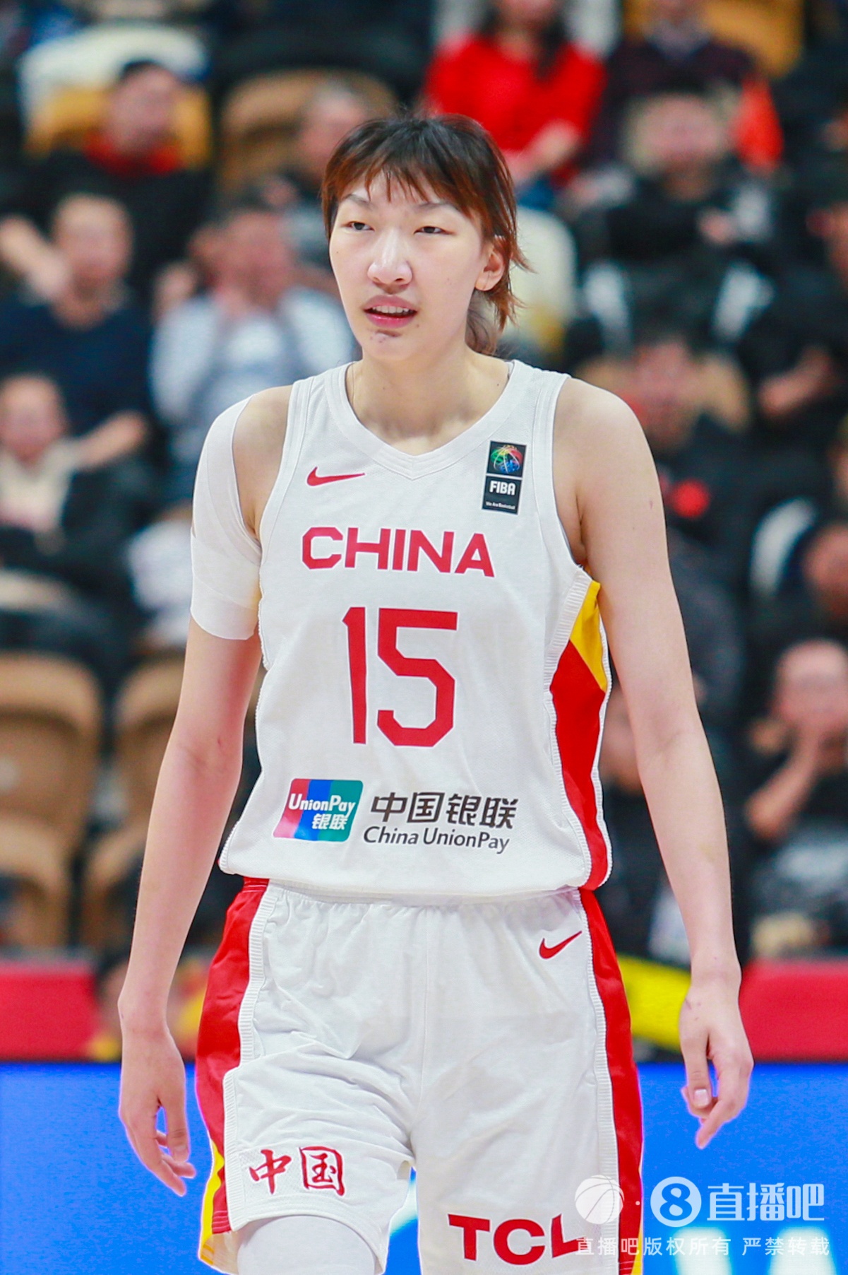 继续扩大优势！中国女篮第三节30-25净胜5分 前3个单节都在赢分