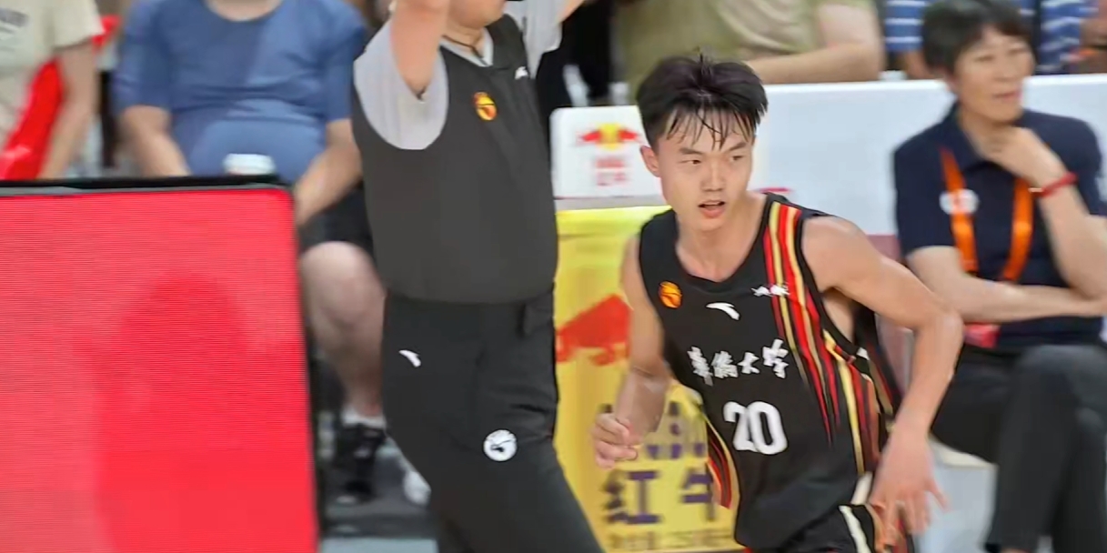 小伙子很勇👀张高铭：打了这么久我们都没人抽筋 反观清华……