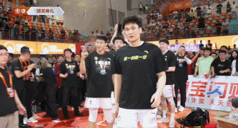 探长谈管子煜：要夸一夸龙狮的这笔签约 青年队的核心已经到来