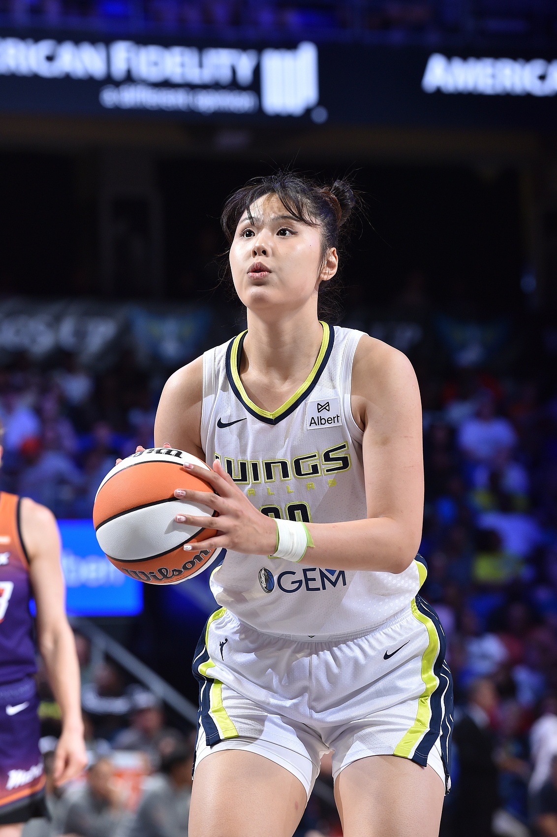 上赛季WNBA总决赛MVP！李月汝：想成为琼克尔-琼斯那样的球员