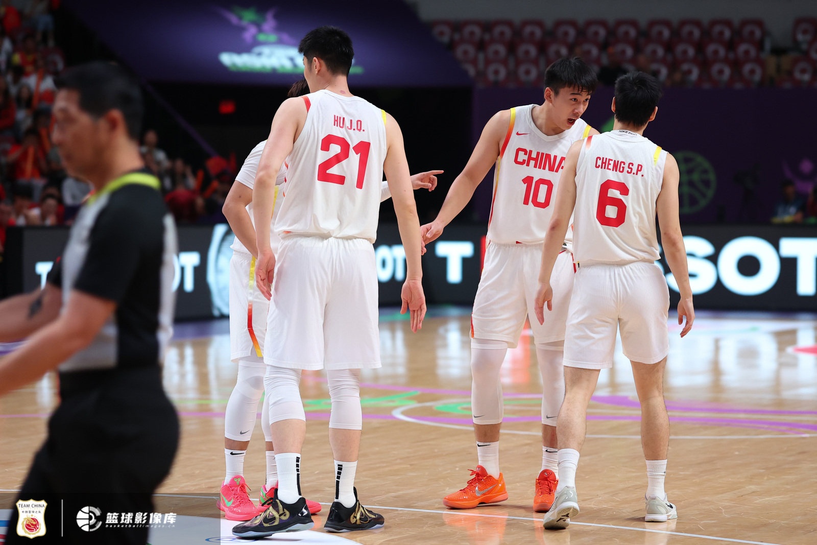 王俊杰：秋哥说这1分要靠我们夺回 下次国家队比赛他可能就不在了
