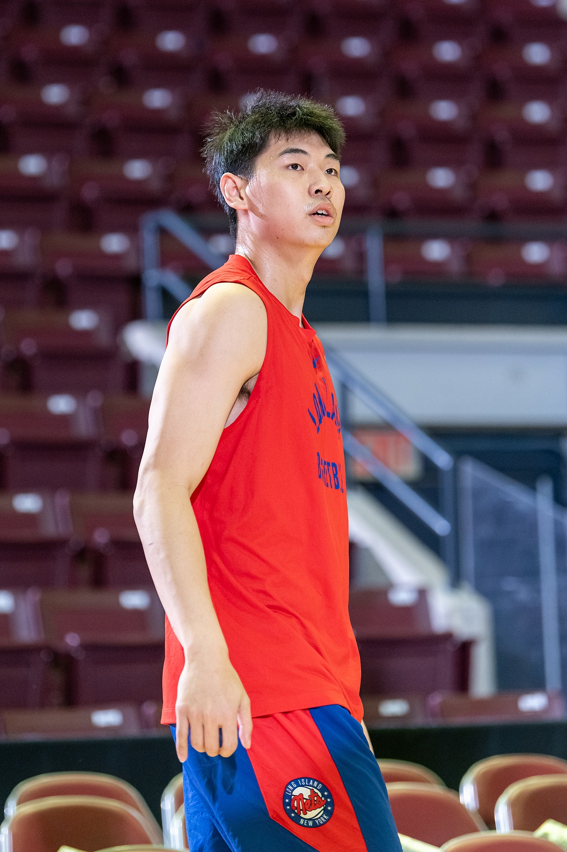 媒体人：崔永熙已经回国 今天落地就看了阅兵仪式