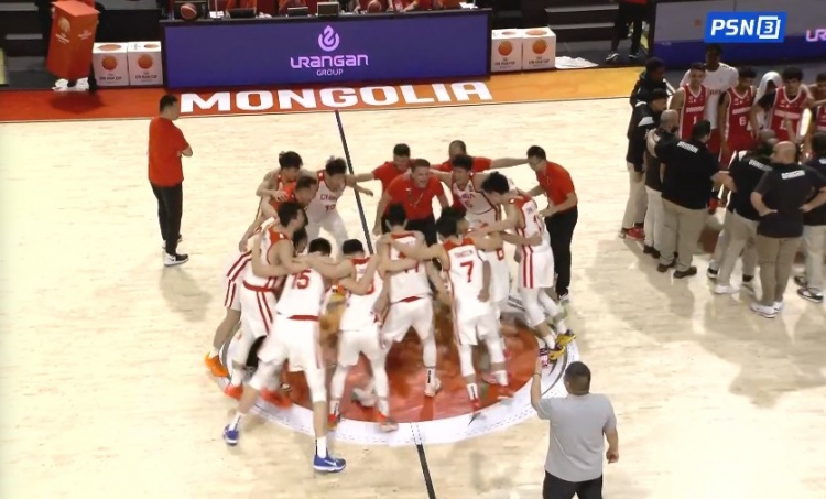 🏀U16男篮亚洲杯-张淳智19+11 中国5人上双击败巴林进四强