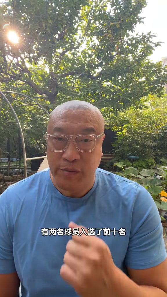 马健：湖人放眼未来对老将是种伤害 老詹可考虑像KD一样改换门庭